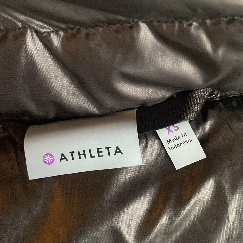 Athleta Puffer Coat - Picture 12 of 16